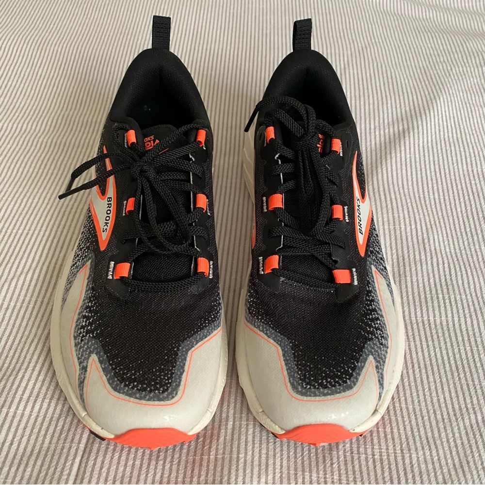 Brooks Cascadia 18 Women’s Trail Running Sneakers Size 9.5 NEW! - Picture 3 of 11